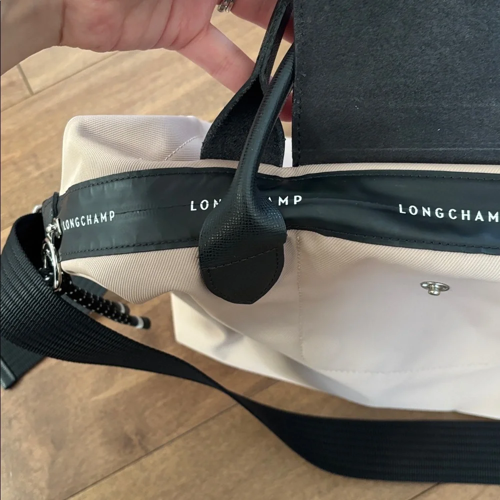 Longchamp medium tote with crossbody strap - Picture 3 of 4